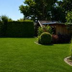 Garten mit Gartenhaus 150x150